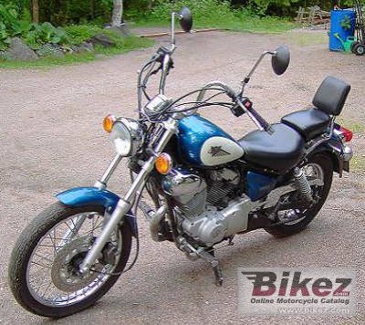 1999 Yamaha XV 125 Virago photo